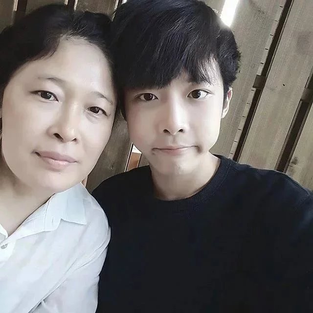 徐离烁泰珠