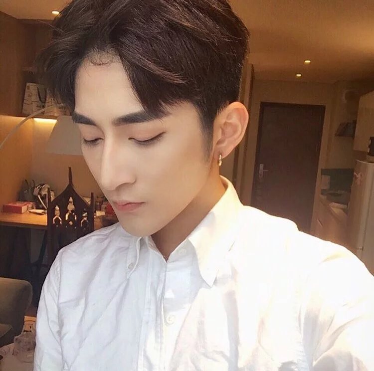 王蓉爱博