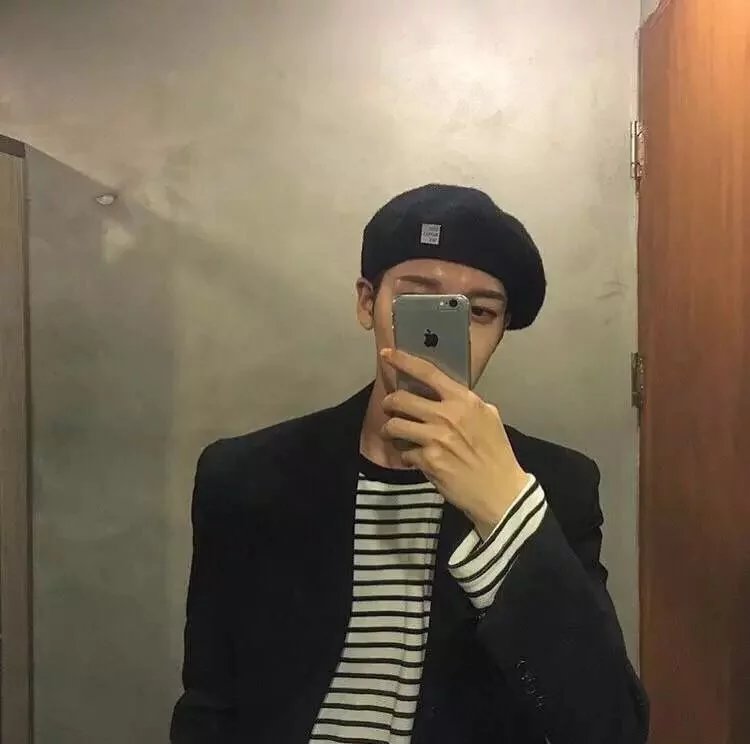 卢娴才士