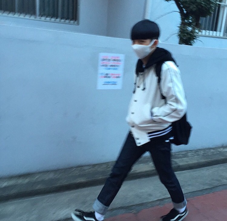 龚言瑶姬