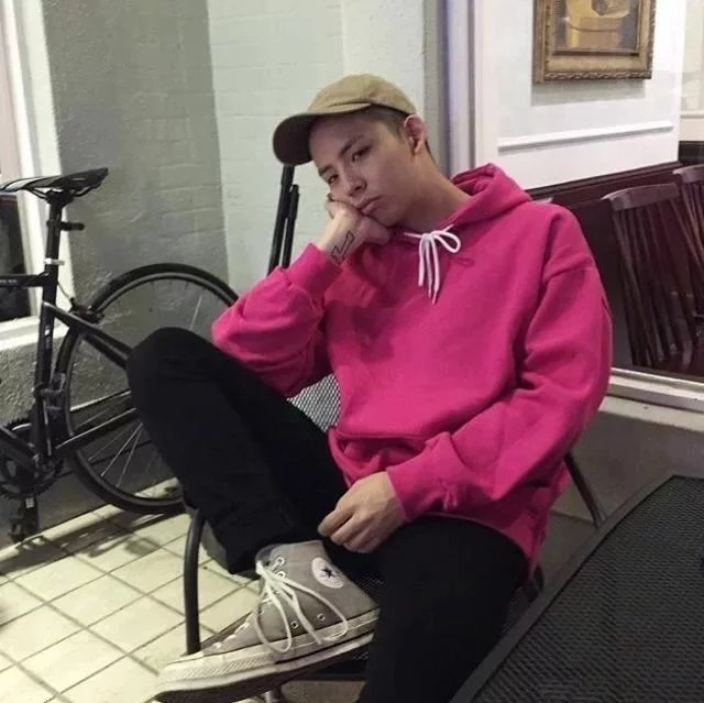娄琬琬爽