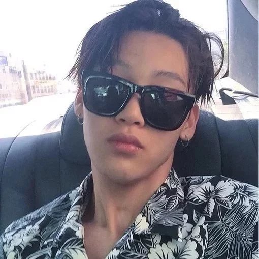 皇甫松弘志