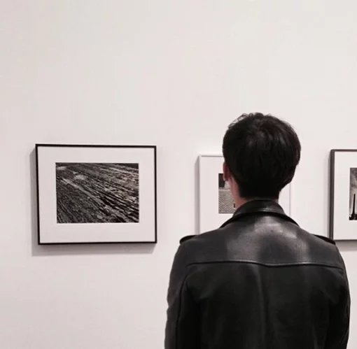 封眉清明